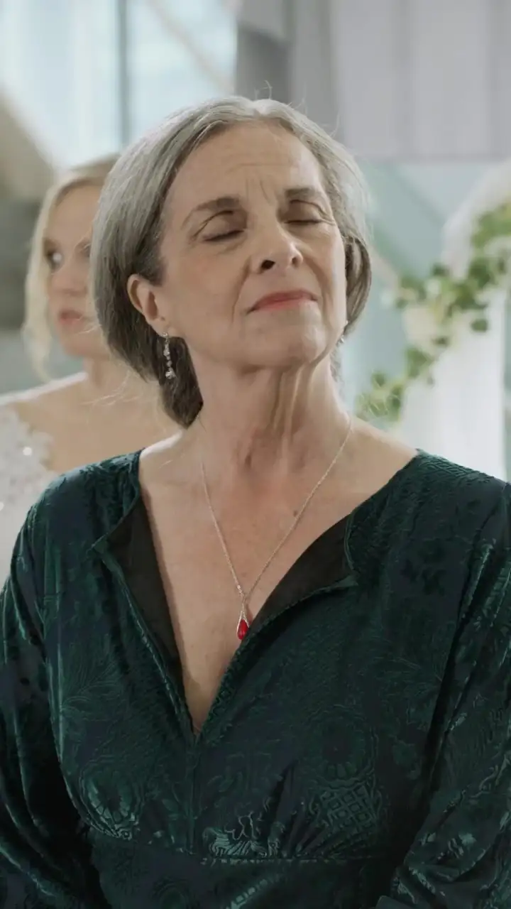 Episódio 44 de A Encantadora Consorte do Sr. Hills
