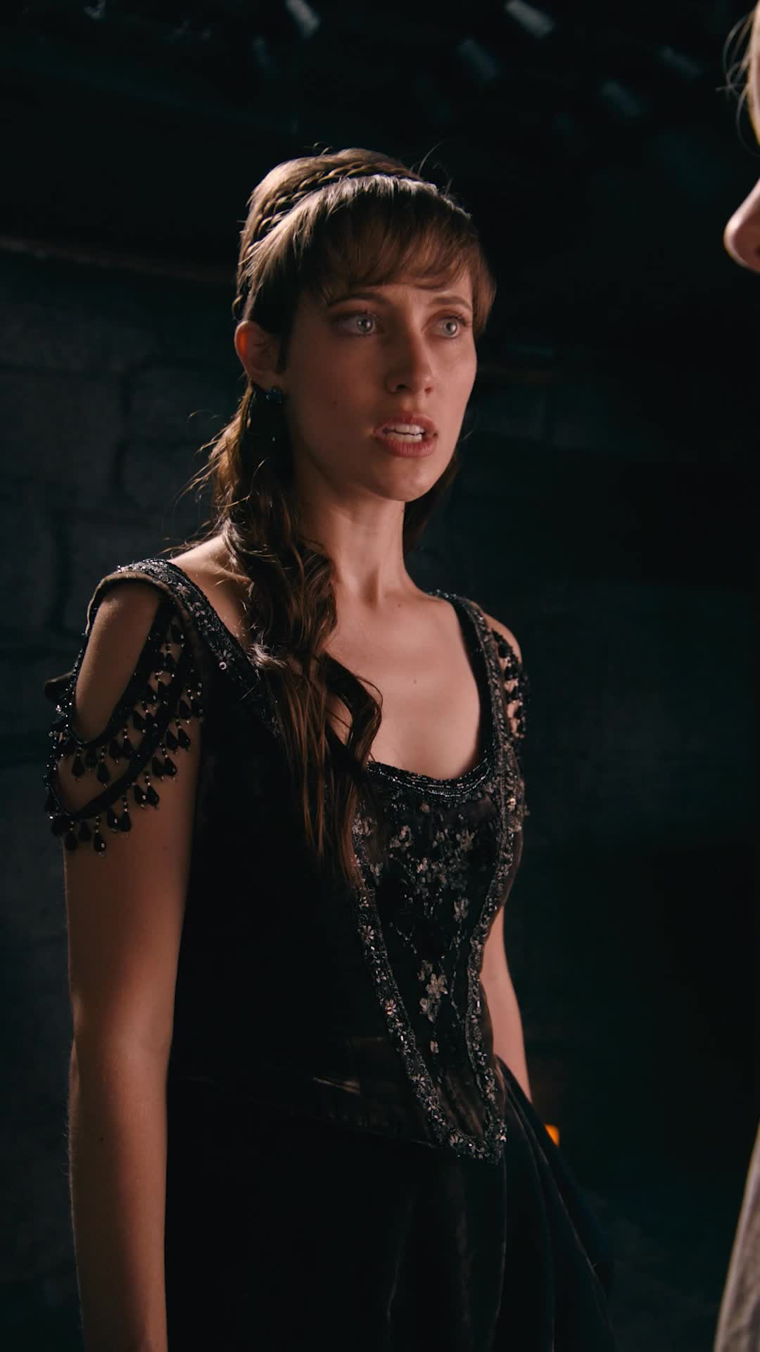 Episódio 28 de A Filha do Alfa