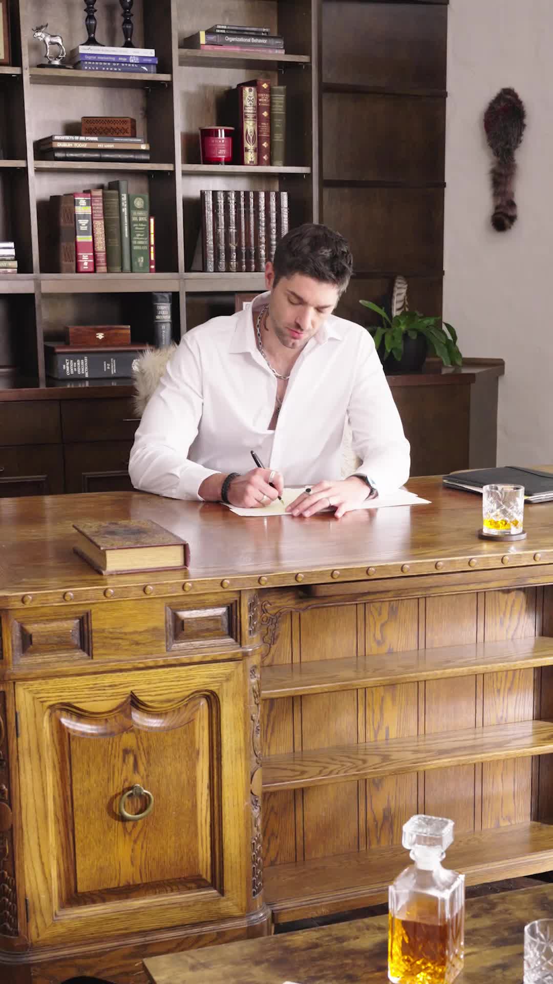 Episode 44 of Alpha Daddy Make Me Yours