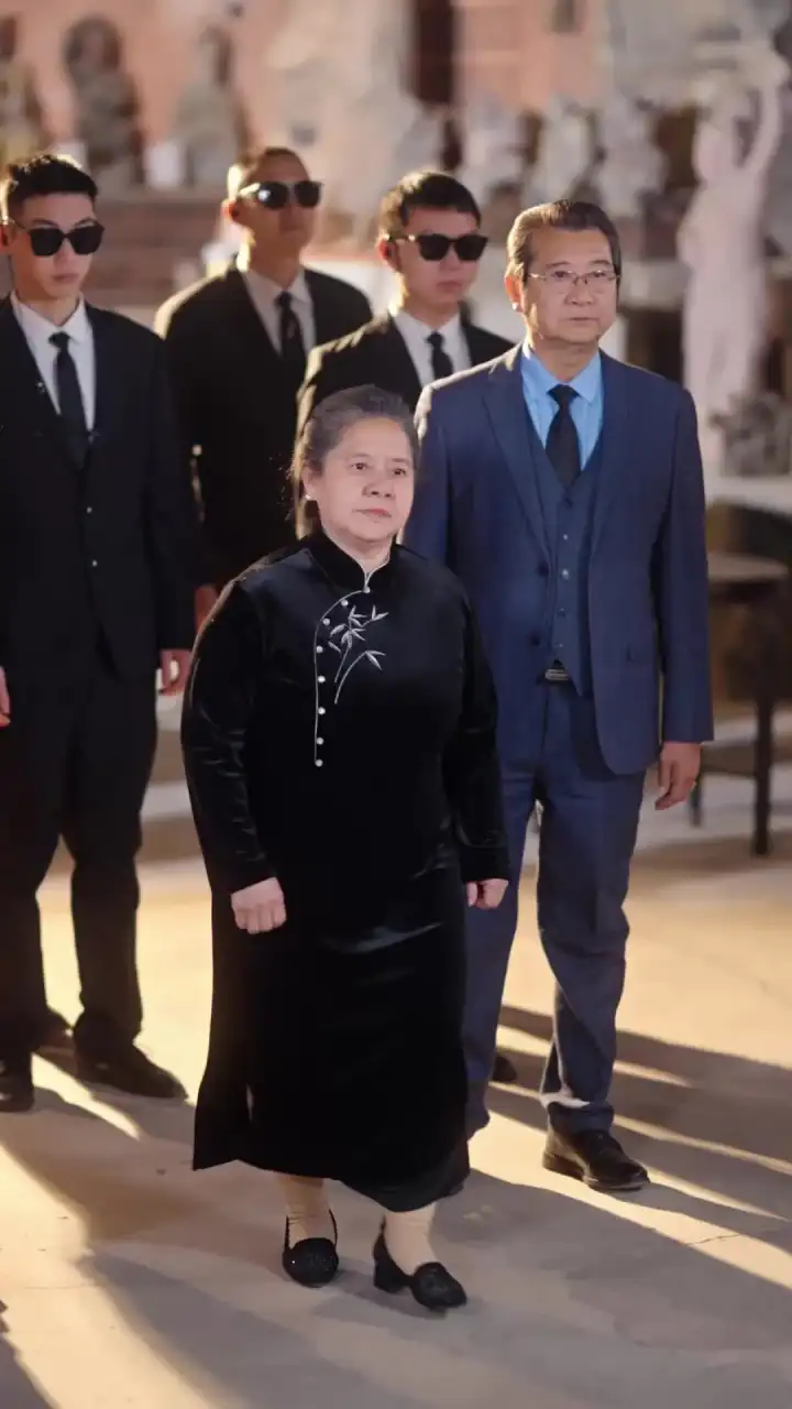 Episodio 81 de Amor entre Papeles