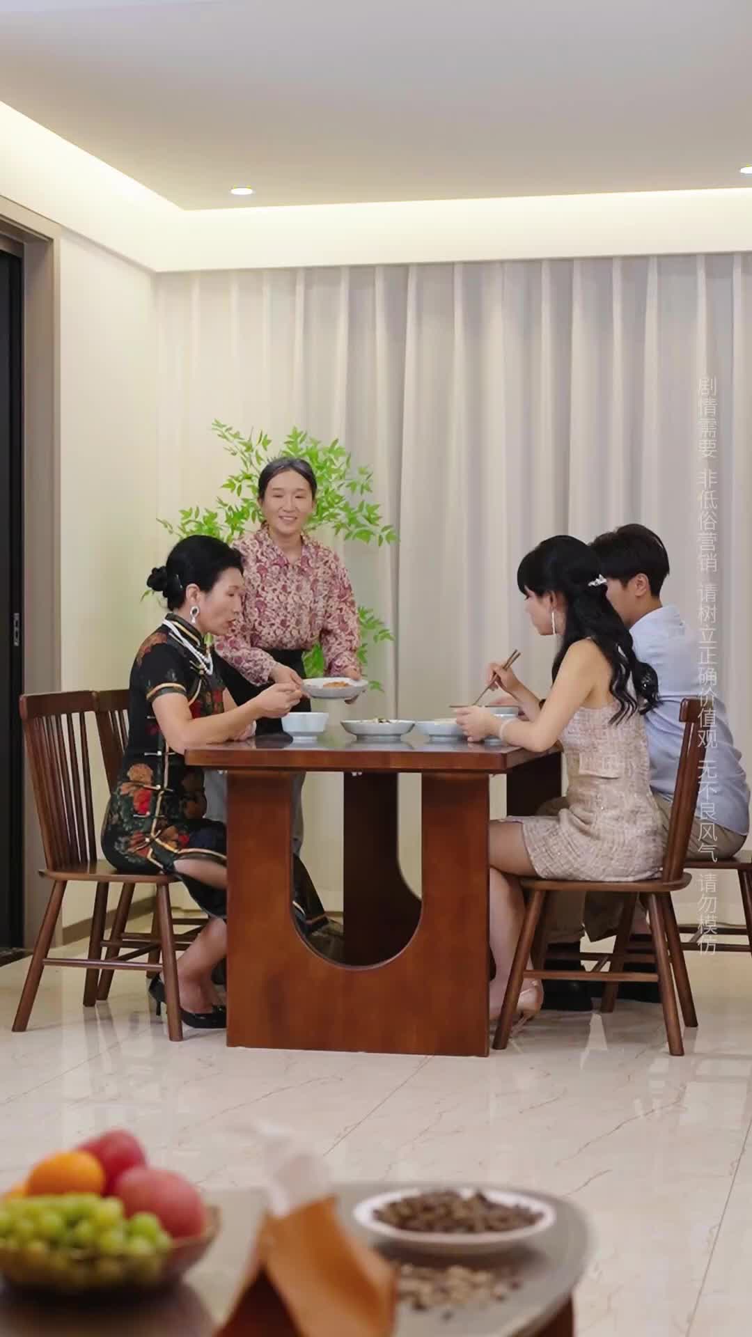 Episode 21 of An Adopted Daughter's Love