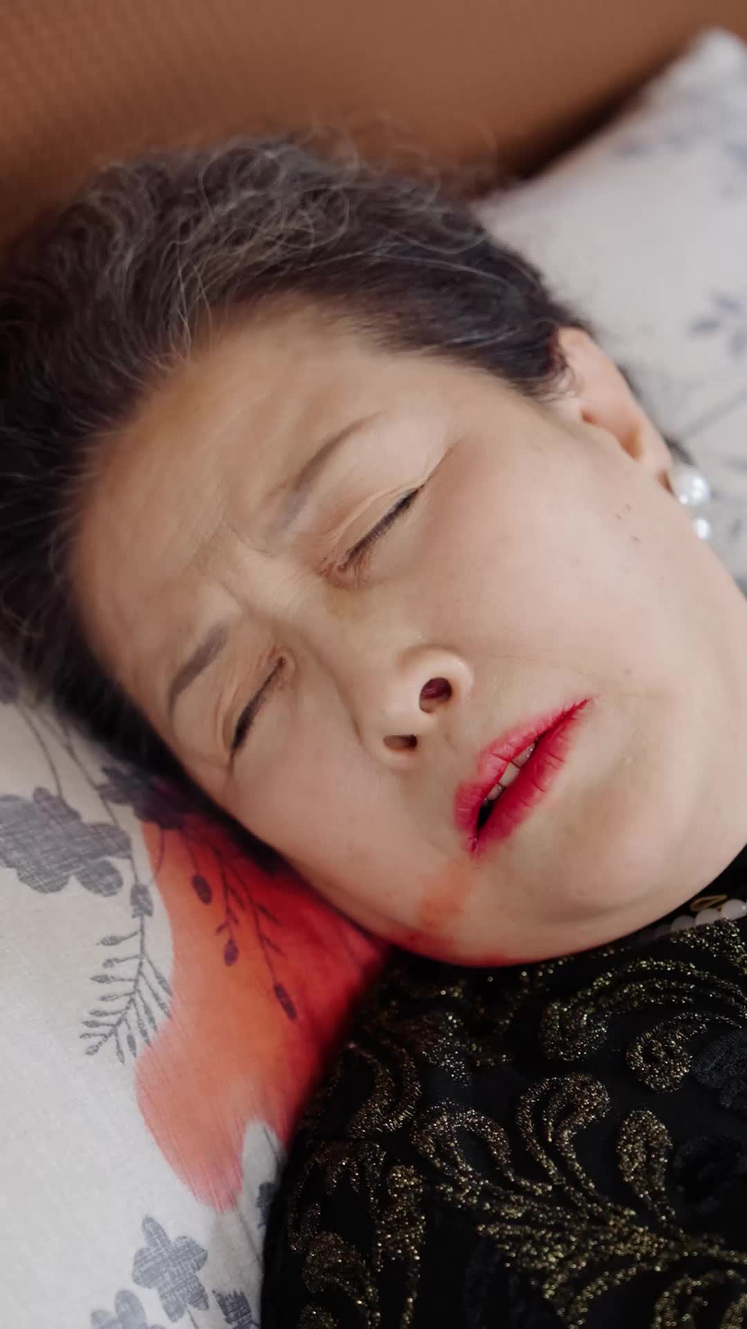 Episodio 46 de ¡Arrodíllense, la pequeña inmortal regresó!