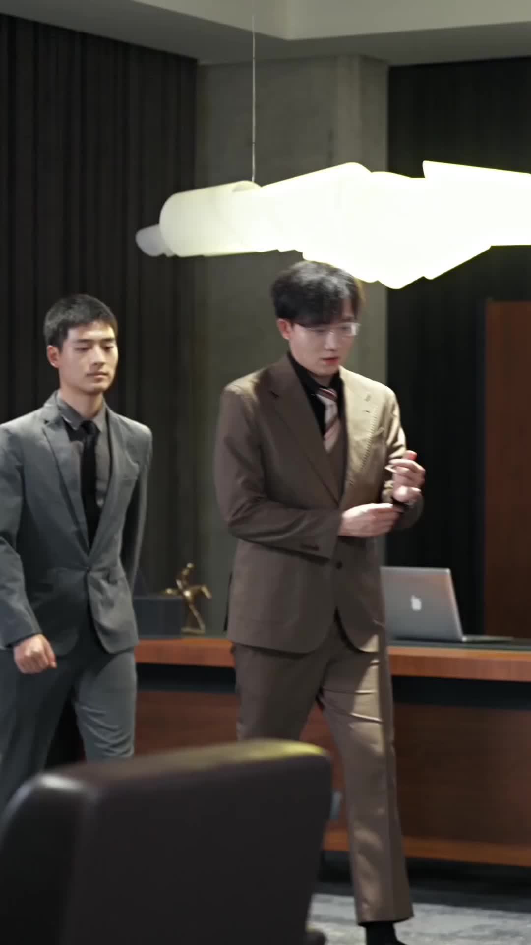 Episode 21 of Billionaire Daddy, Don't You Escape