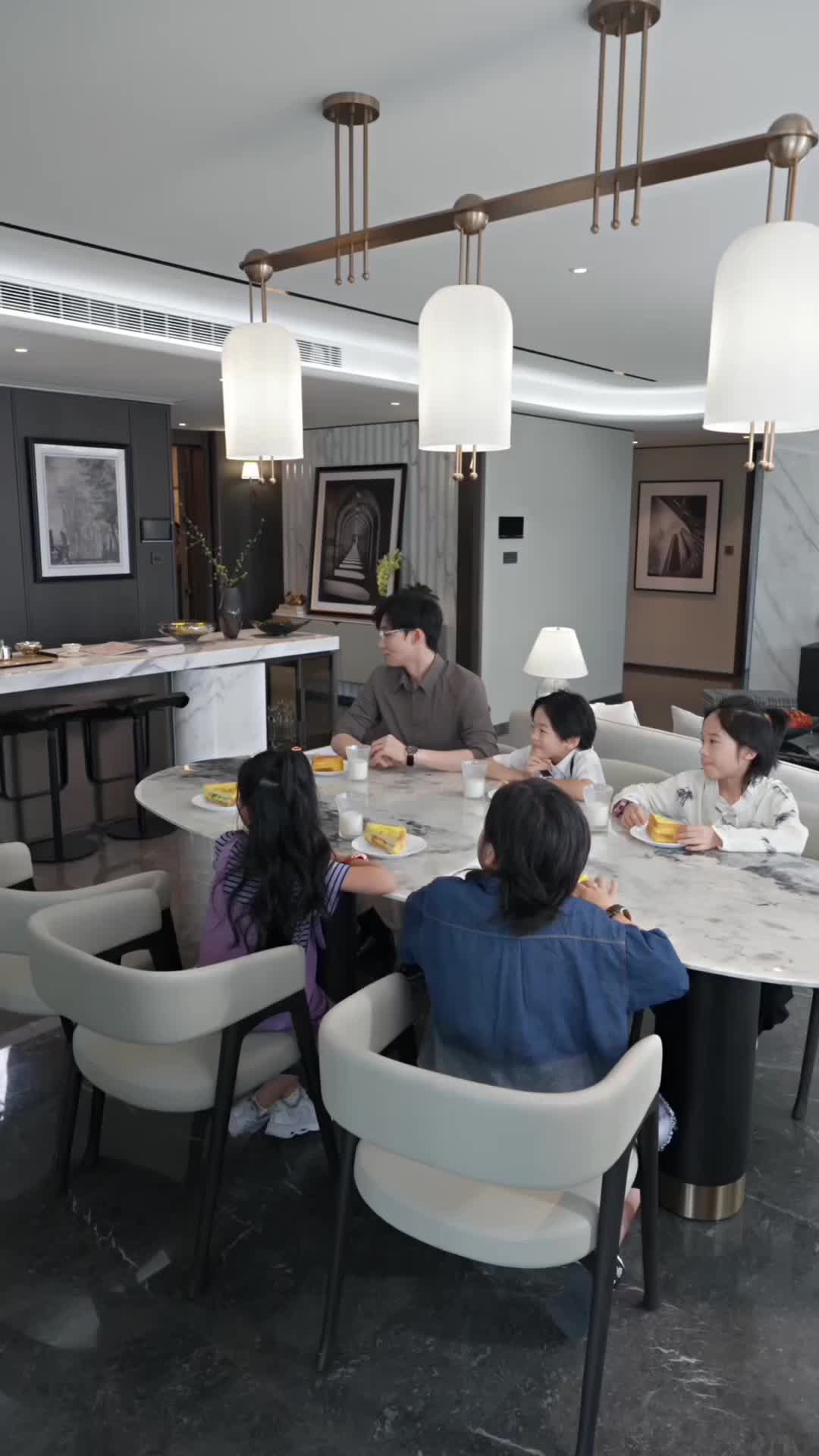 Episode 46 of Billionaire Daddy, Don't You Escape