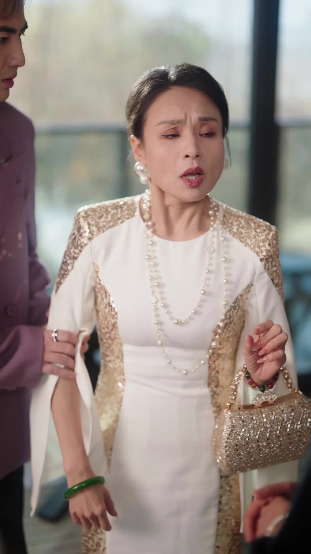 Episodio 24 de Boda interrumpida, amor contractual
