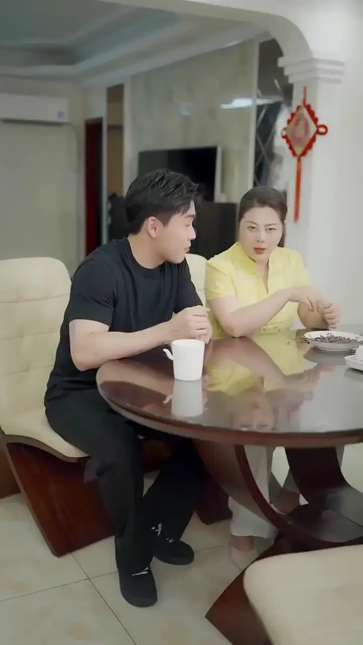 Episodio 3 de Casada Con Un Millonario Siendo Madre