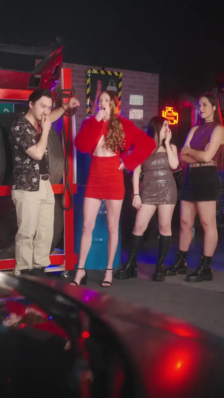 Episodio 48 de Combustible para Nuestro Fuego: Mi Hermanastro Corredor
