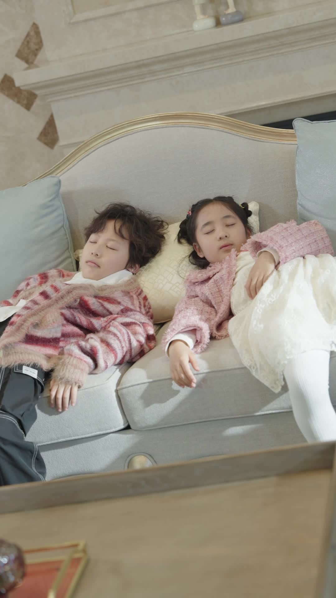 Episodio 11 de Criando hijos, aplastando enemigos