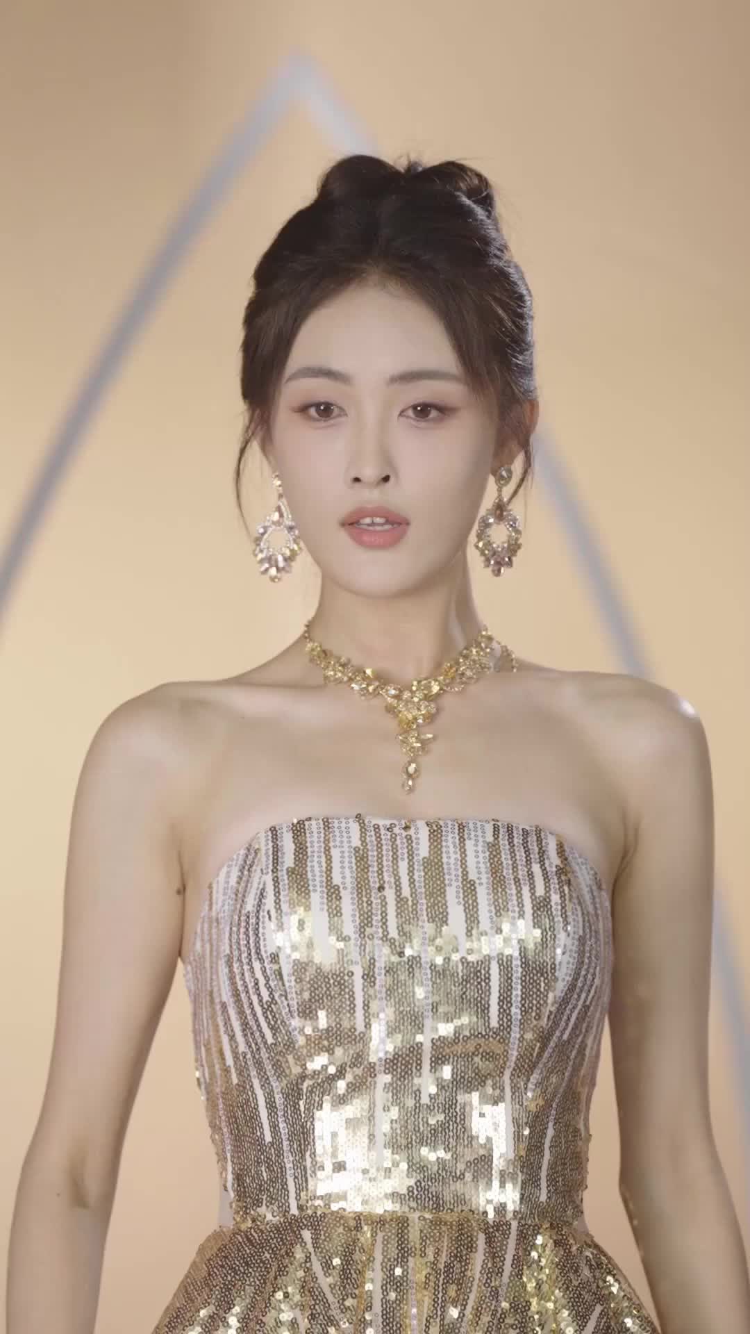 Episode 4 of Crimson Heiress