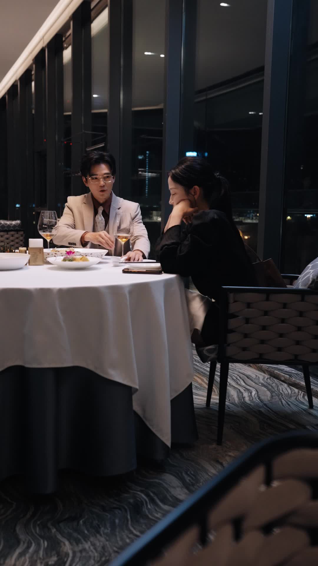 Episodio 27 de De asistente a esposa del jefe