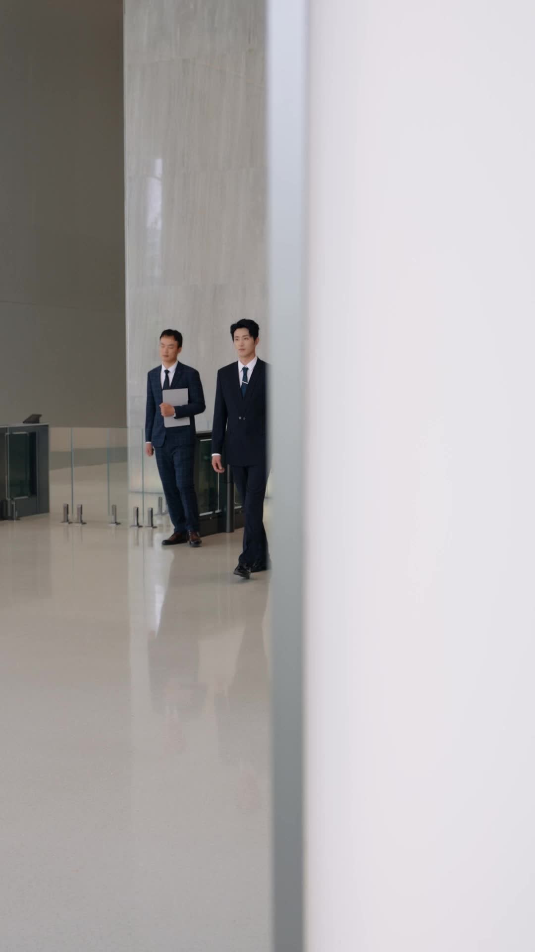 Episodio 7 de De asistente a esposa del jefe