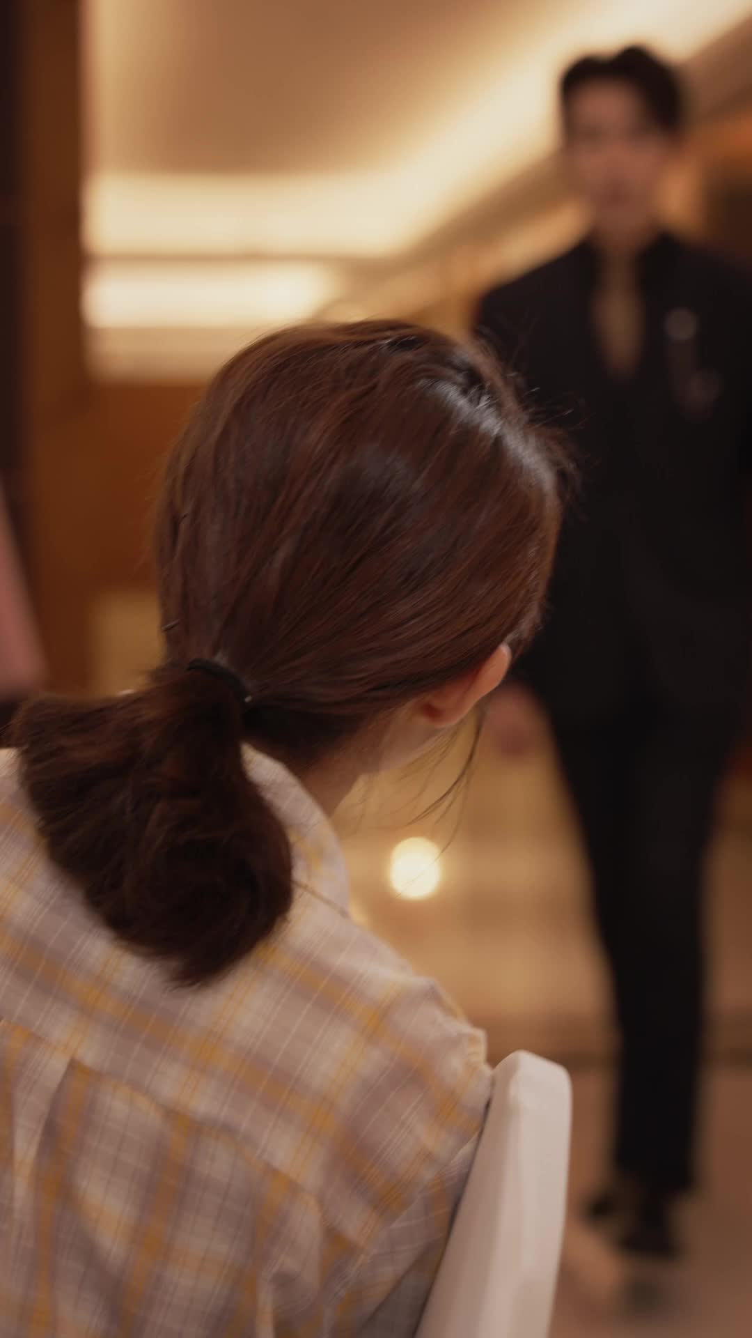 Episodio 108 de De chica campesina a reina del hotel