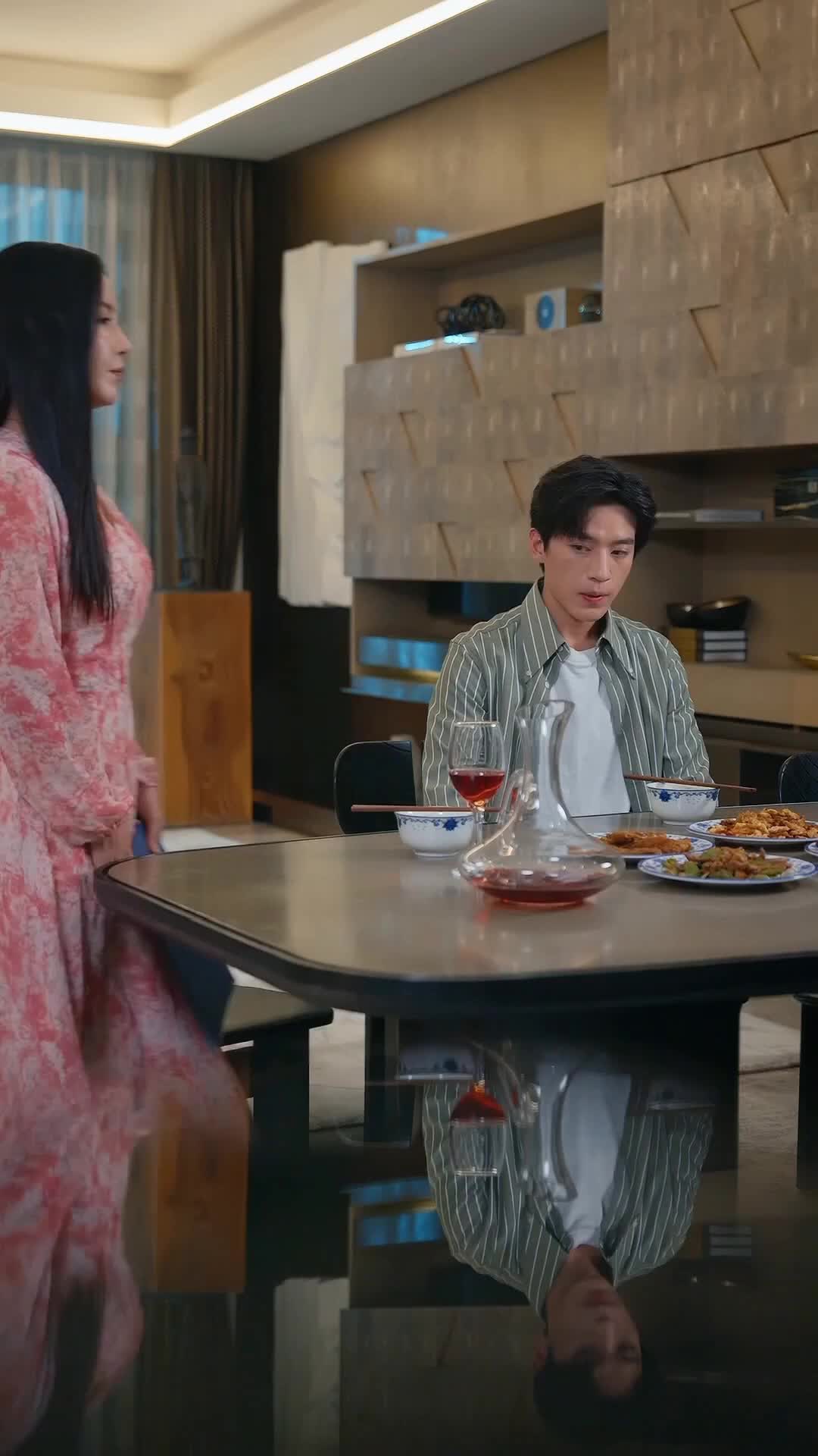 Episodio 21 de Despierta el esposo mantenido