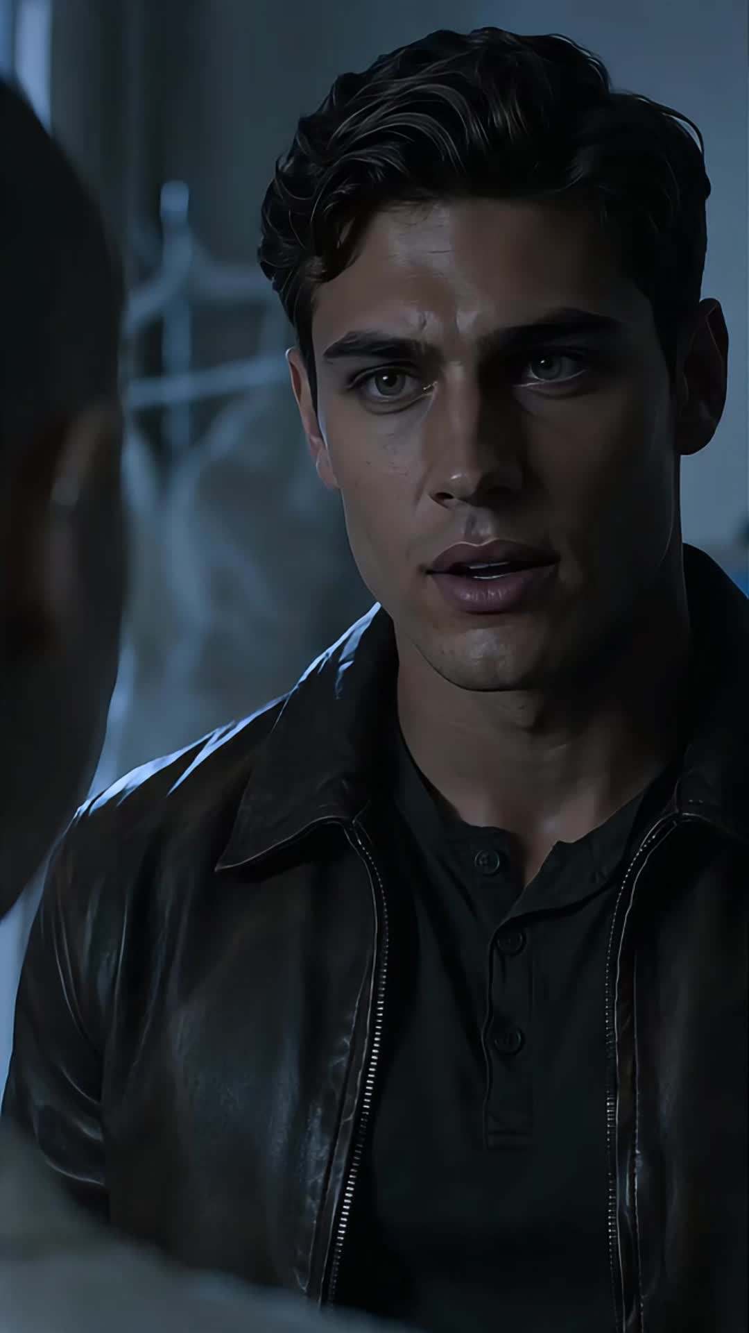 Episode 4 of Destroy My Silver Wolf Bloodline？I'll Marry a Top Alpha Then