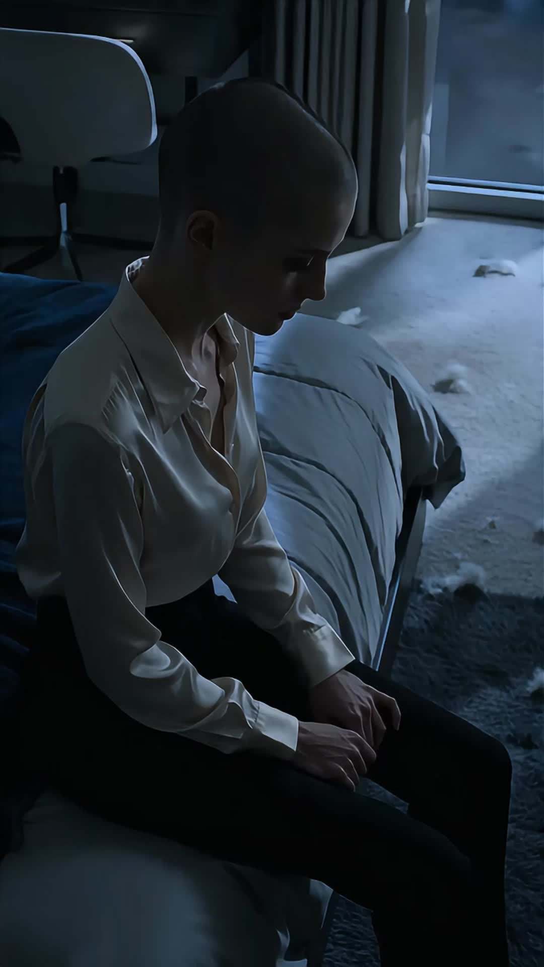 Episode 5 of Destroy My Silver Wolf Bloodline？I'll Marry a Top Alpha Then