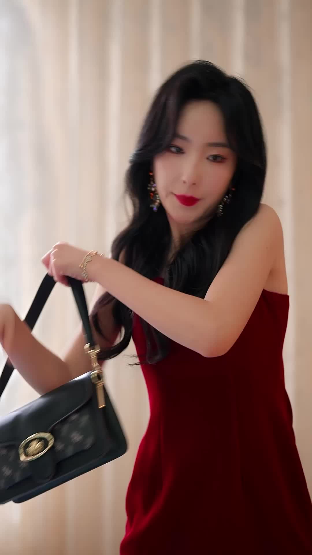 Episode 24 of Divorced, Devoted & Dominating