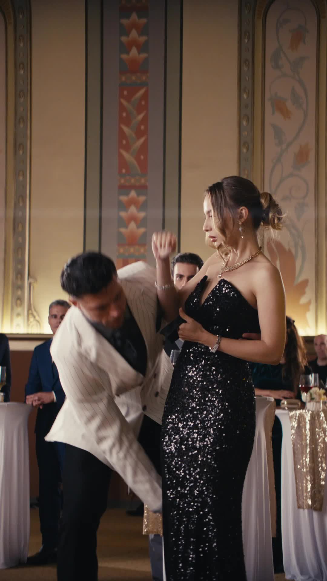 Episodio 15 de Domando al tío billonario de mi ex