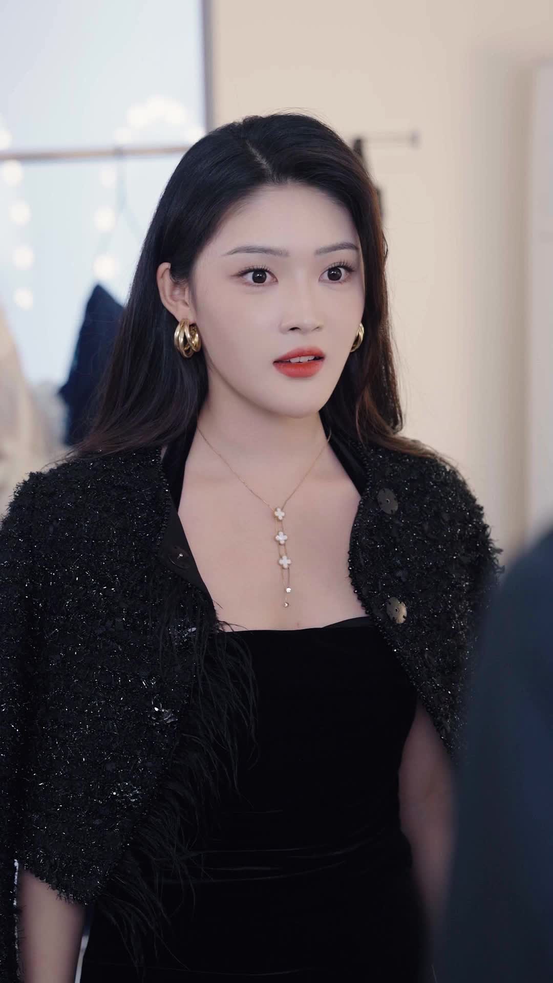 Episode 3 of Double Life CEO Chasing Love
