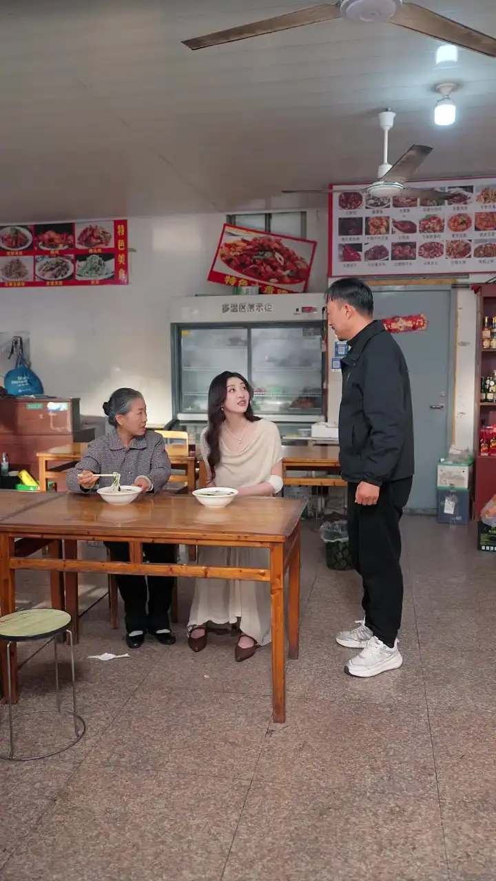 Episodio 8 de El amor llegó tras el divorcio