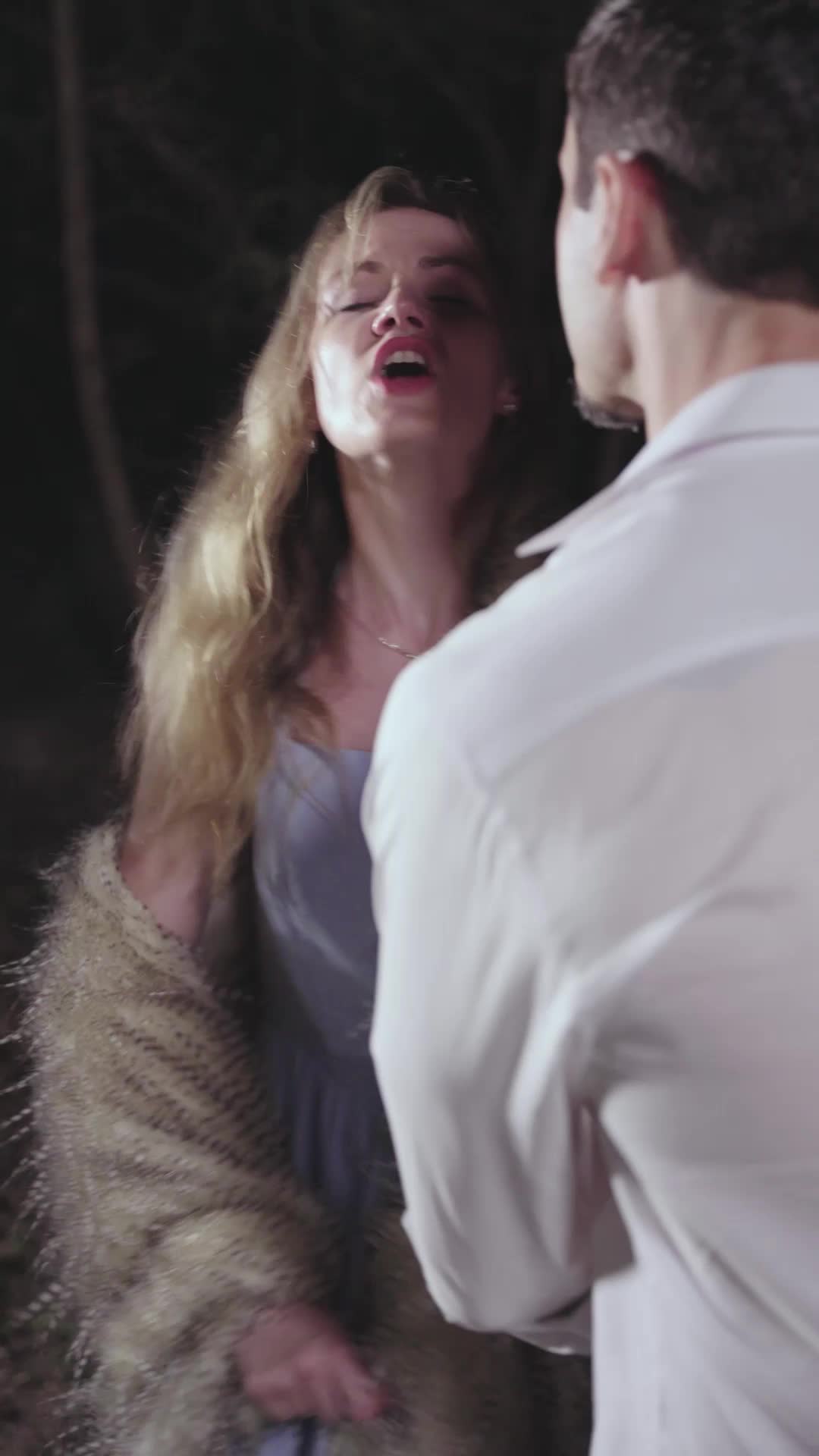 Episodio 51 de El divorcio me separó del Alfa, pero aún sigo brillando
