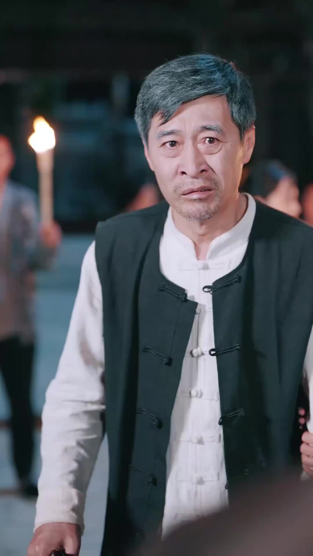 Episodio 46 de El heredero estéril y la bestia divina