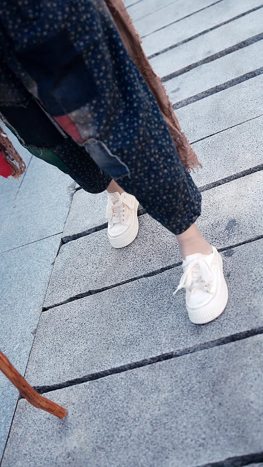Episodio 1 de El regreso de la reina leona