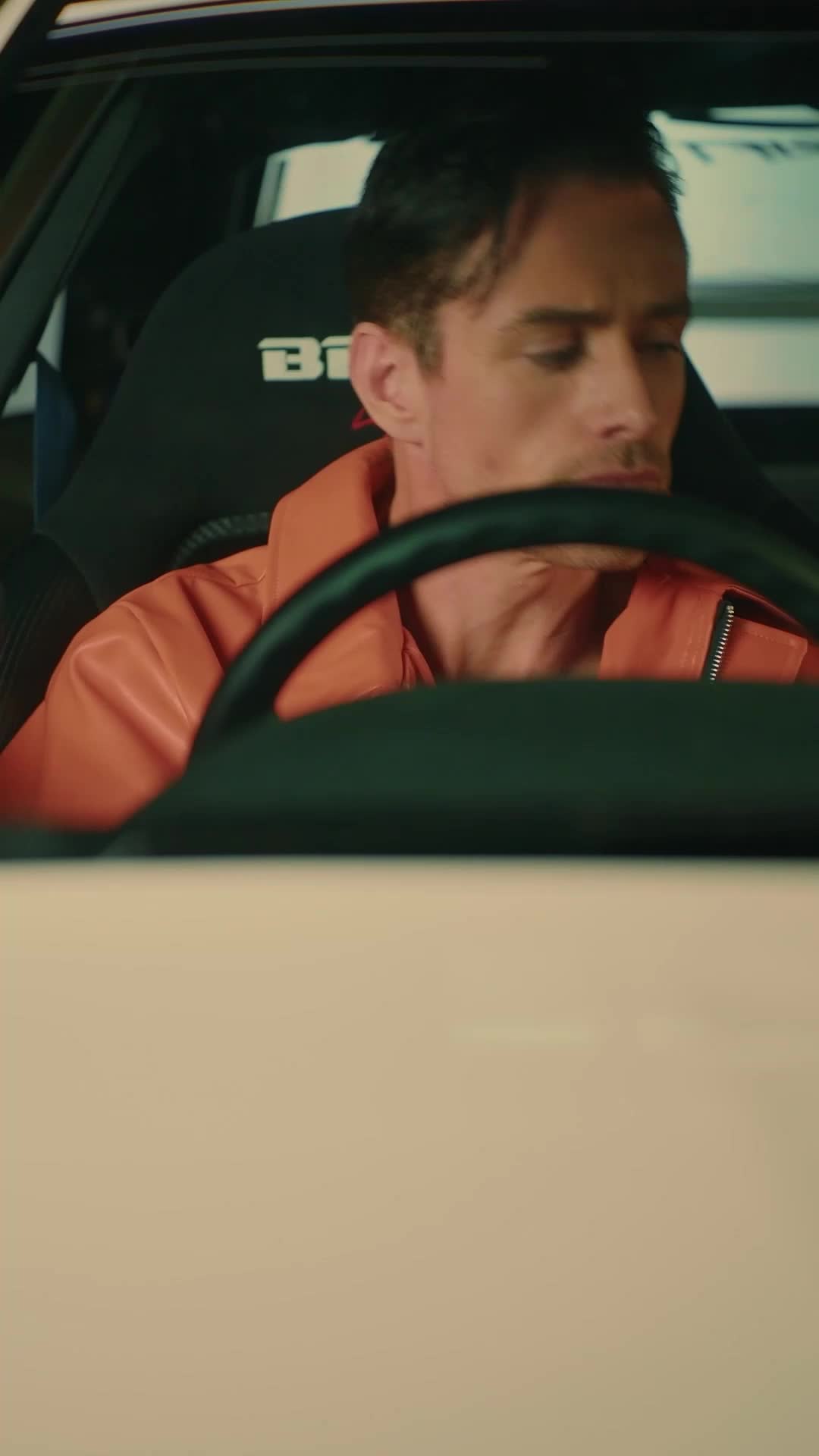 Episodio 21 de El regreso del rey de las carreras