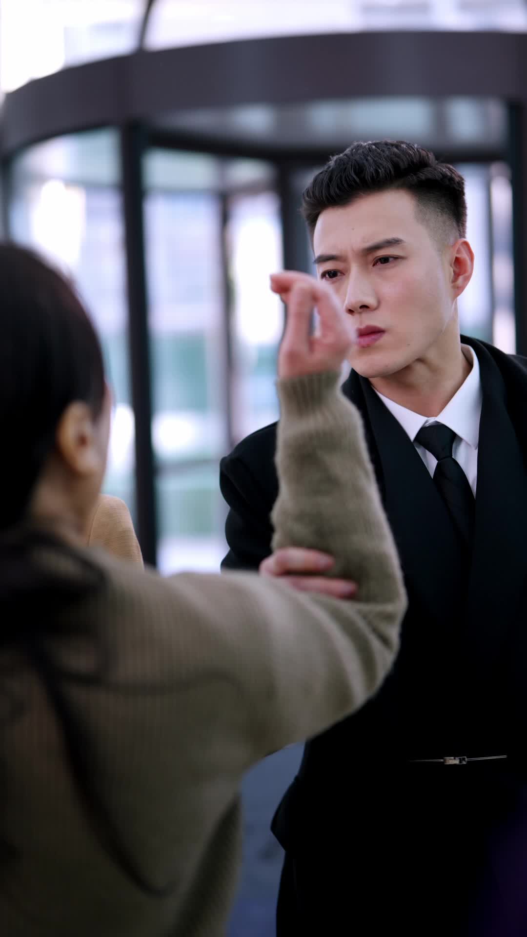Episodio 25 de Embarazada de Mi Nuevo Jefe
