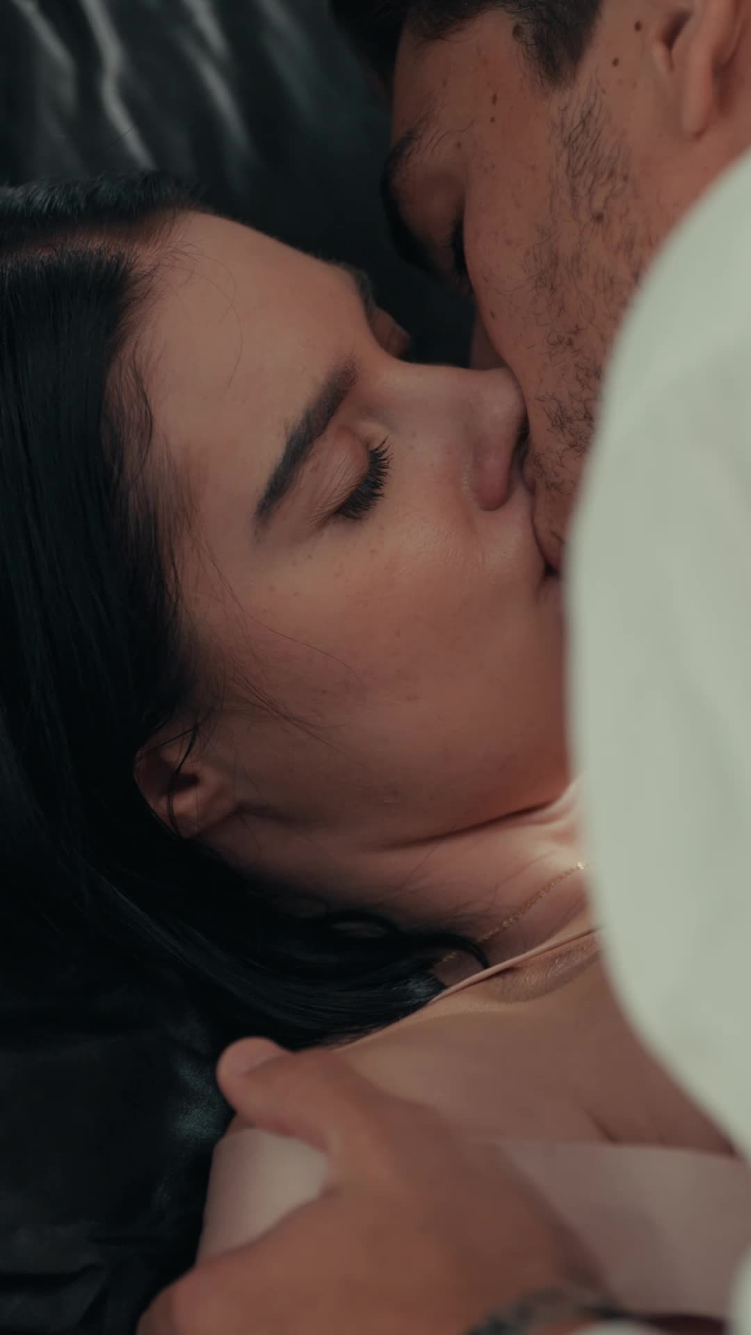 Episodio 25 de Embarazada de sus trillizos, convertida en su esposa