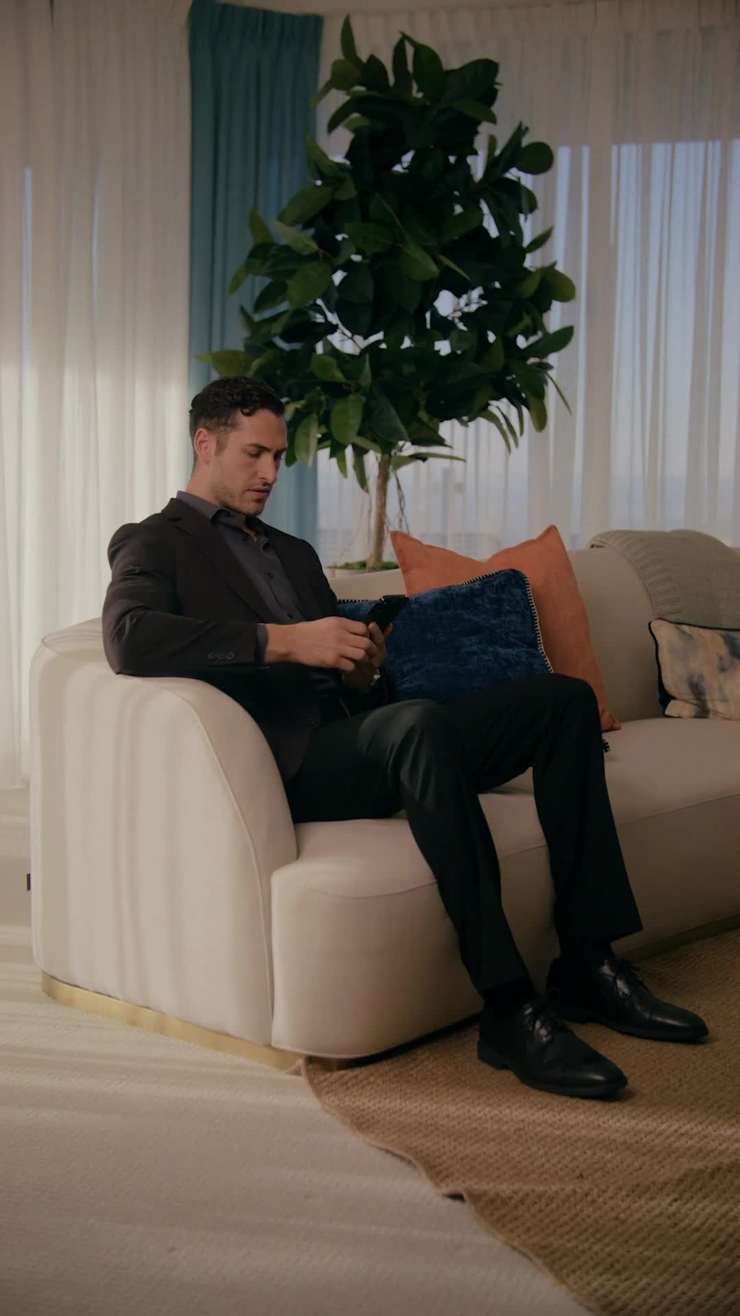 Episodio 12 de Embarazada Por Un CEO Posesivo