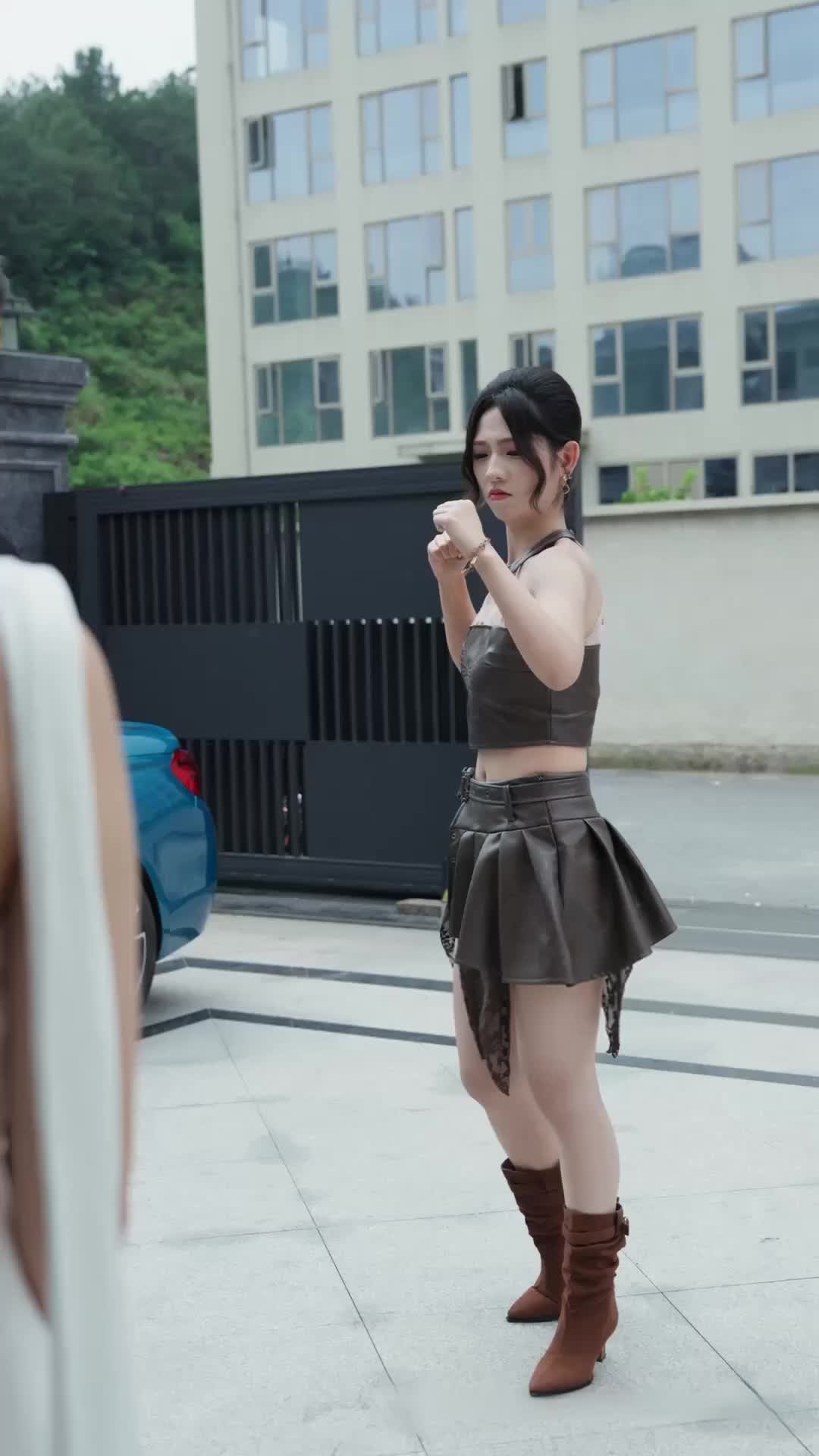 Episodio 12 de Encontré un esposo dragón vagabundo
