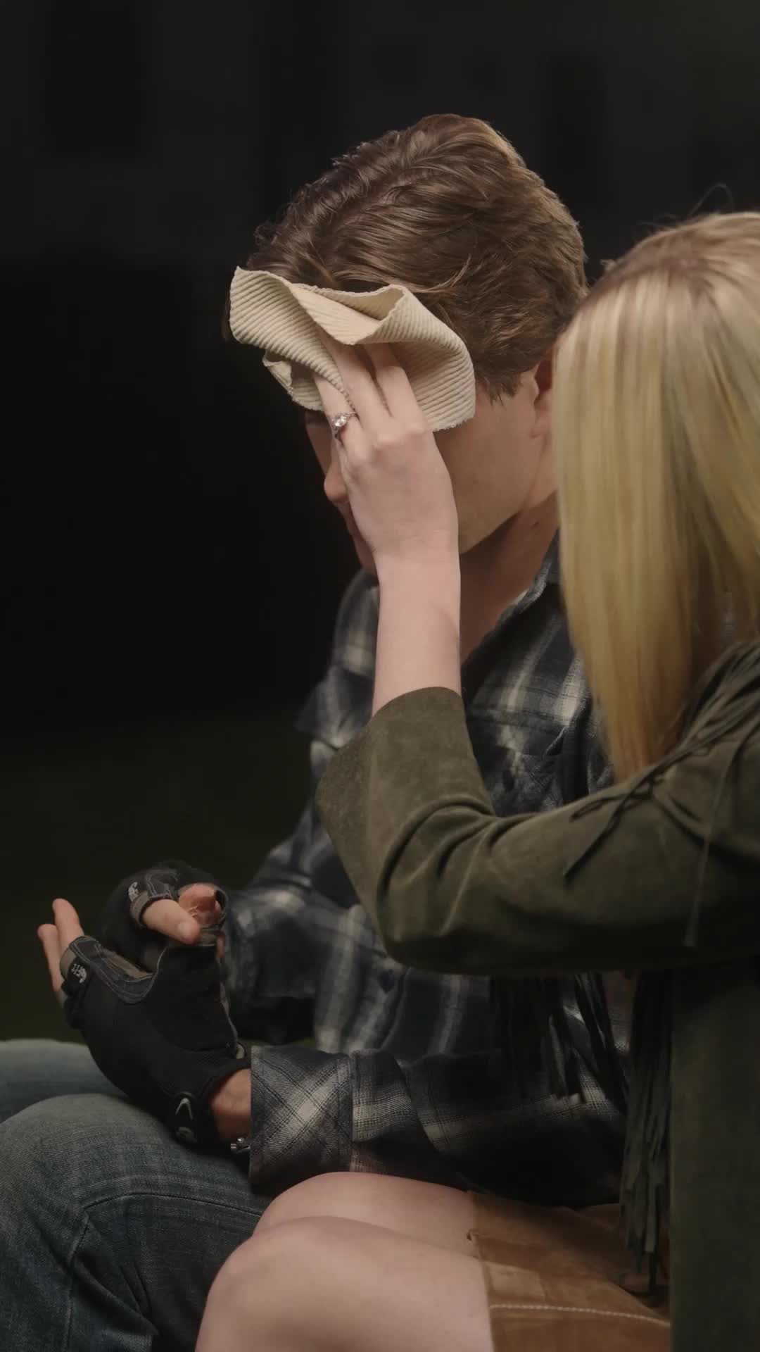 Episodio 33 de Encontré un Marido Multimillonario Sin Hogar para Navidad