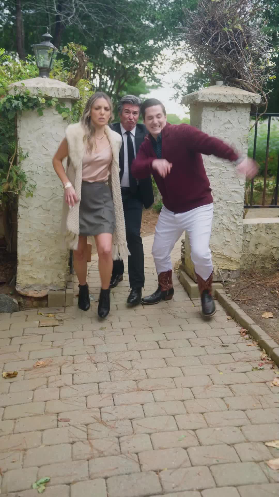 Episodio 60 de Encontré un Marido Multimillonario Sin Hogar para Navidad