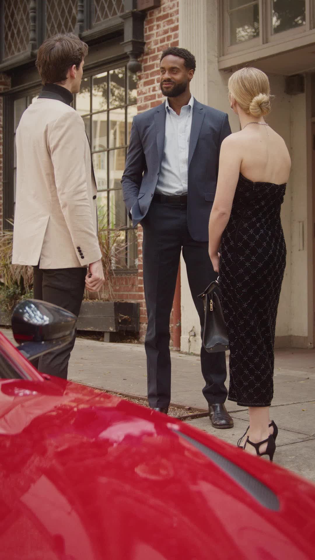 Episode 27 of Escorting the Heiress