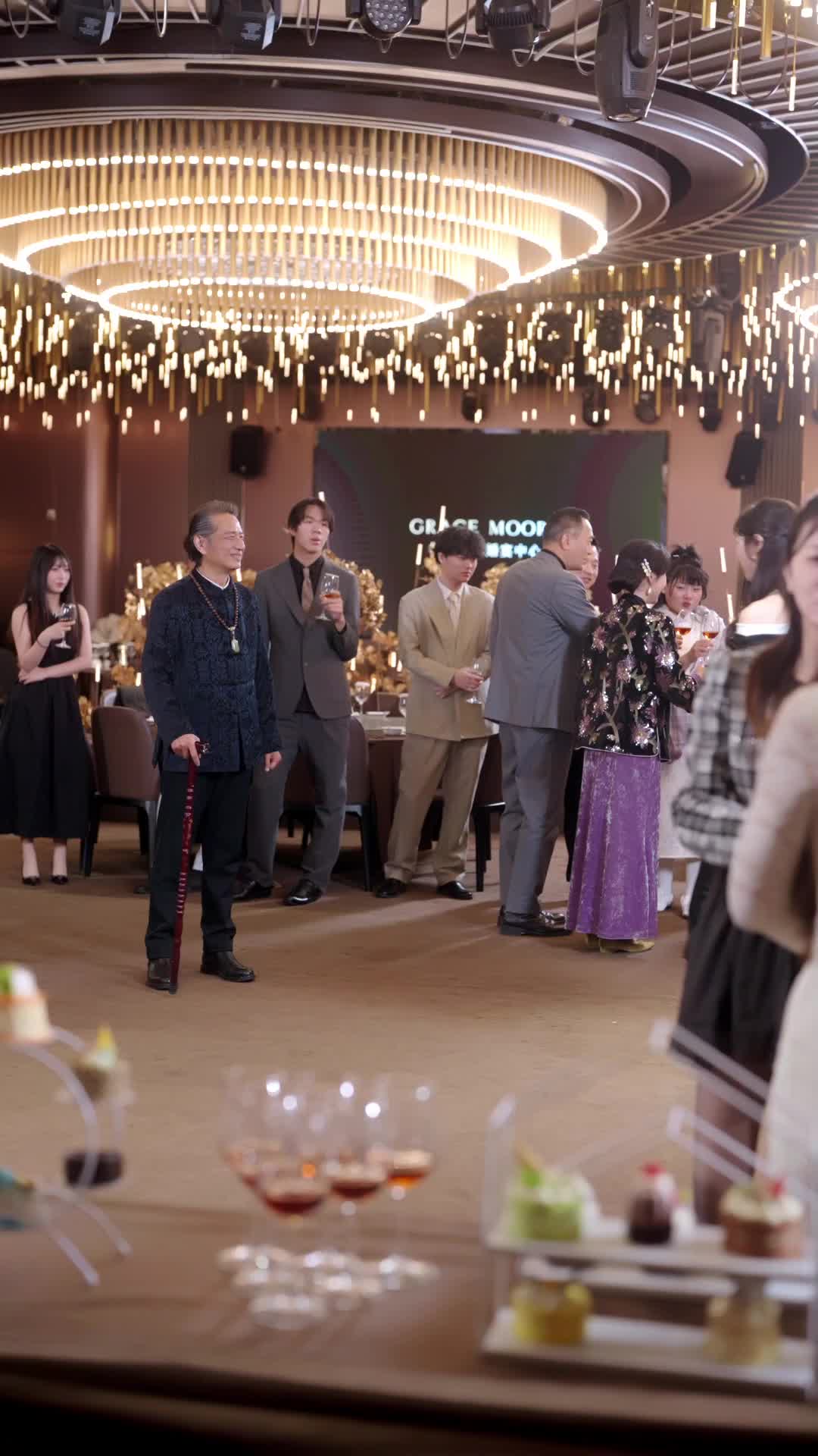 Episodio 51 de Esposo pegajoso, esposa de dos caras