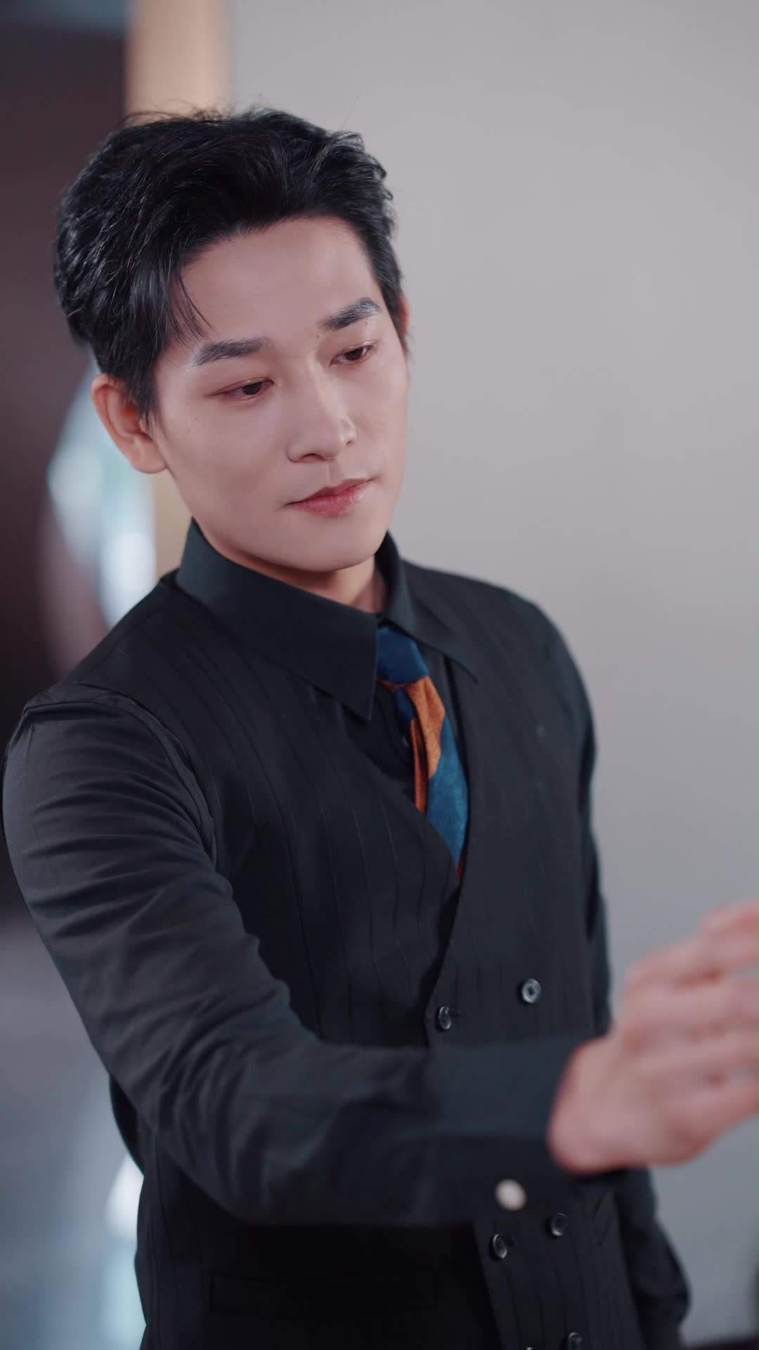 Episode 12 of Fake Heiress Stole My Family? I have Mr. CEO!