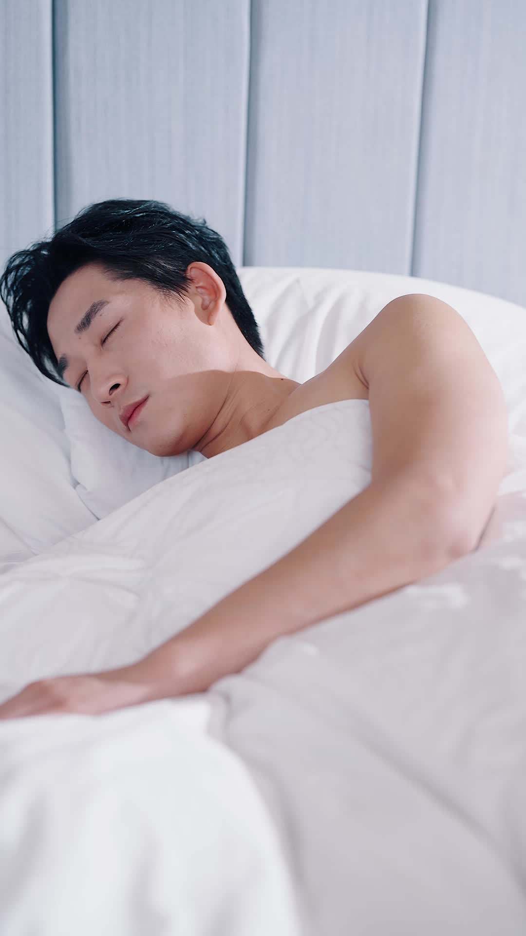Episode 3 of Fake Heiress Stole My Family? I have Mr. CEO!