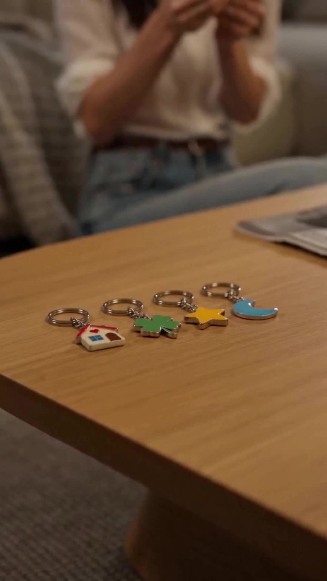 Episode 4 of Five Winters for Her, Five Keychains for Me