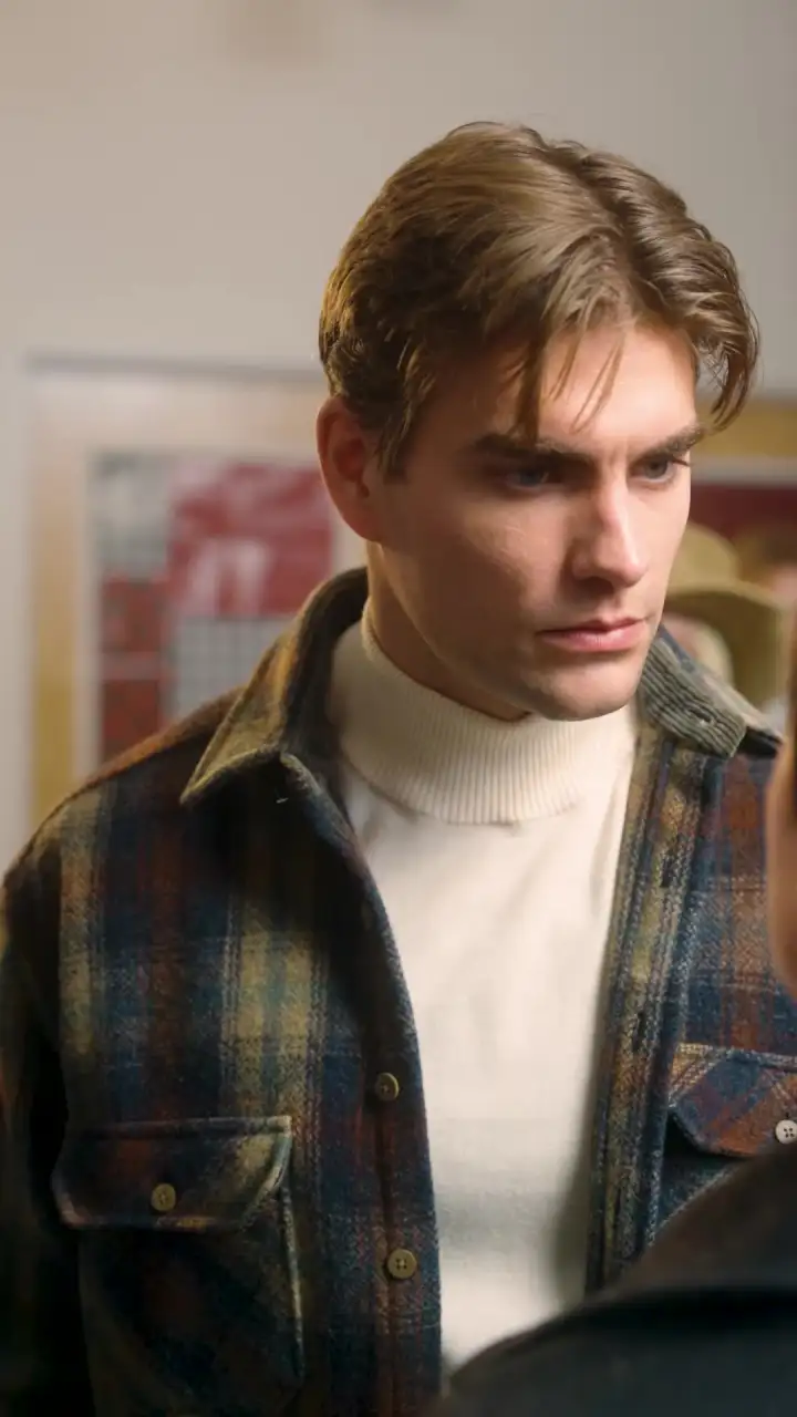 Episode 11 of Found A Homeless Billionaire Husband for Christmas