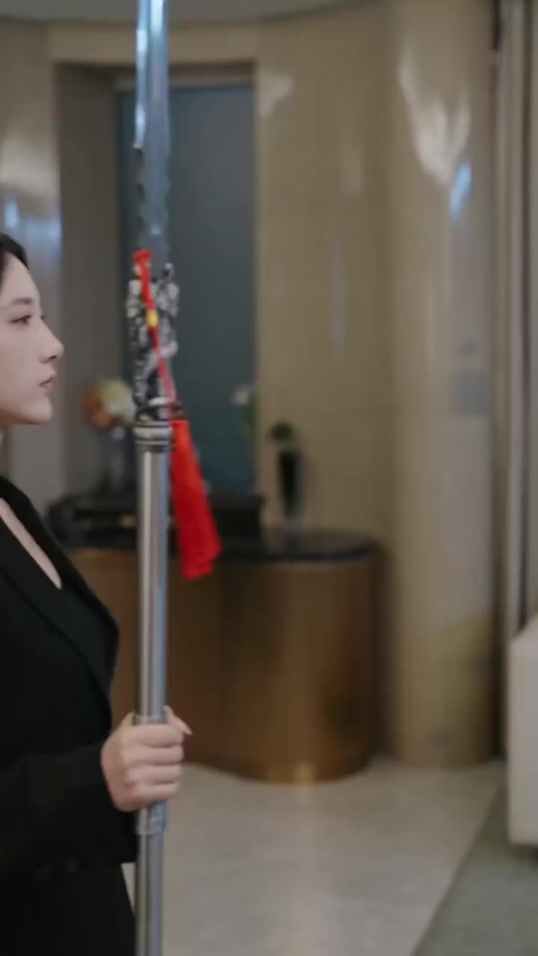 Episode 9 of General's Husband, Playboy's Cage