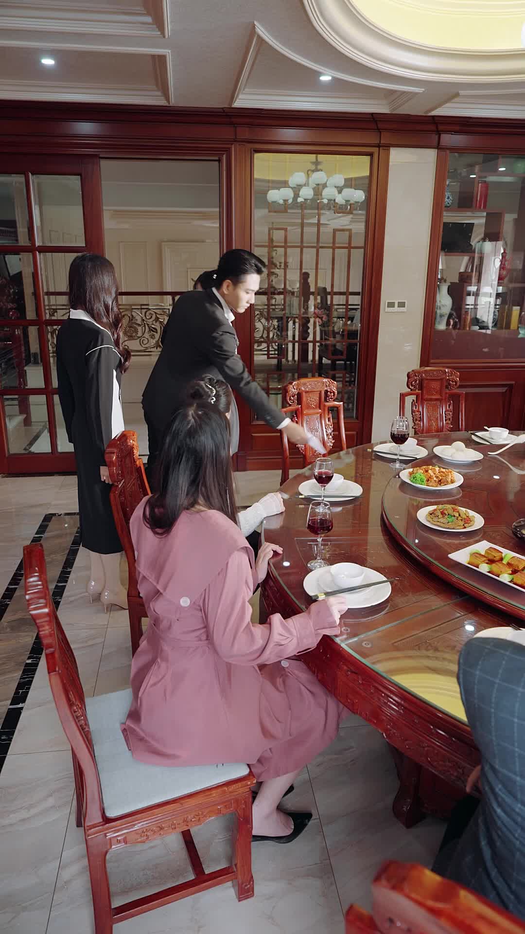 Episodio 30 de Habitación equivocada, esposo perfecto