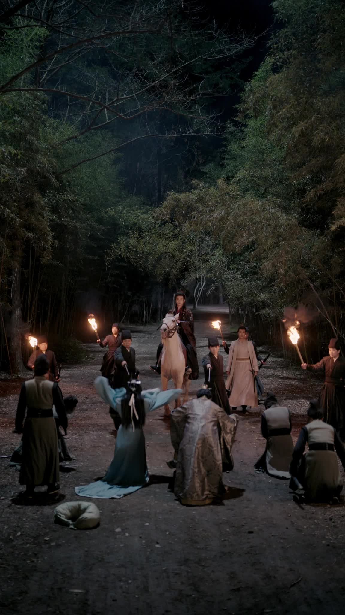 Episode 14 of Her Son Makes Her a Royal Lady