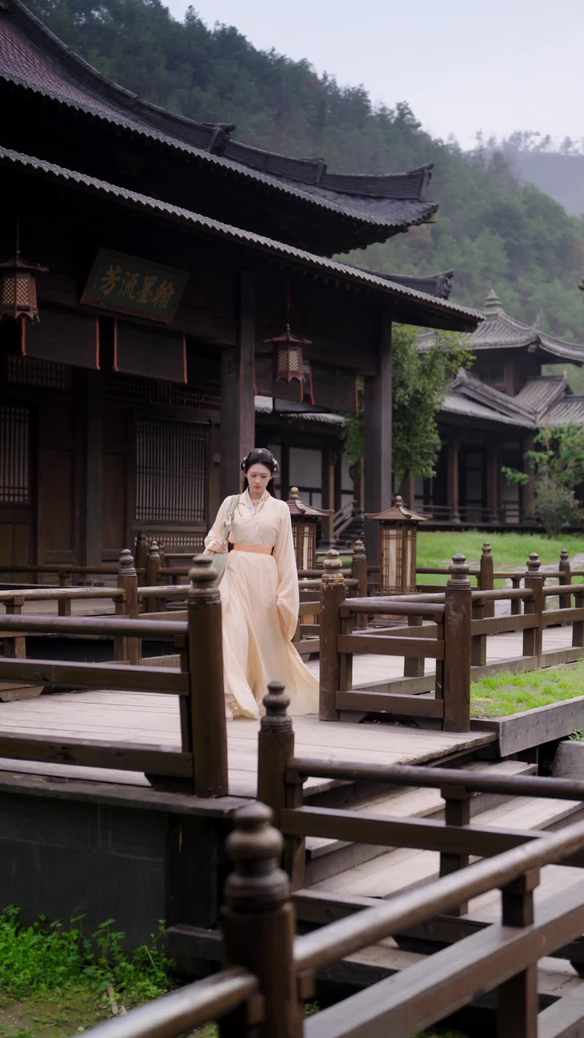 Episode 39 of Her Son Makes Her a Royal Lady