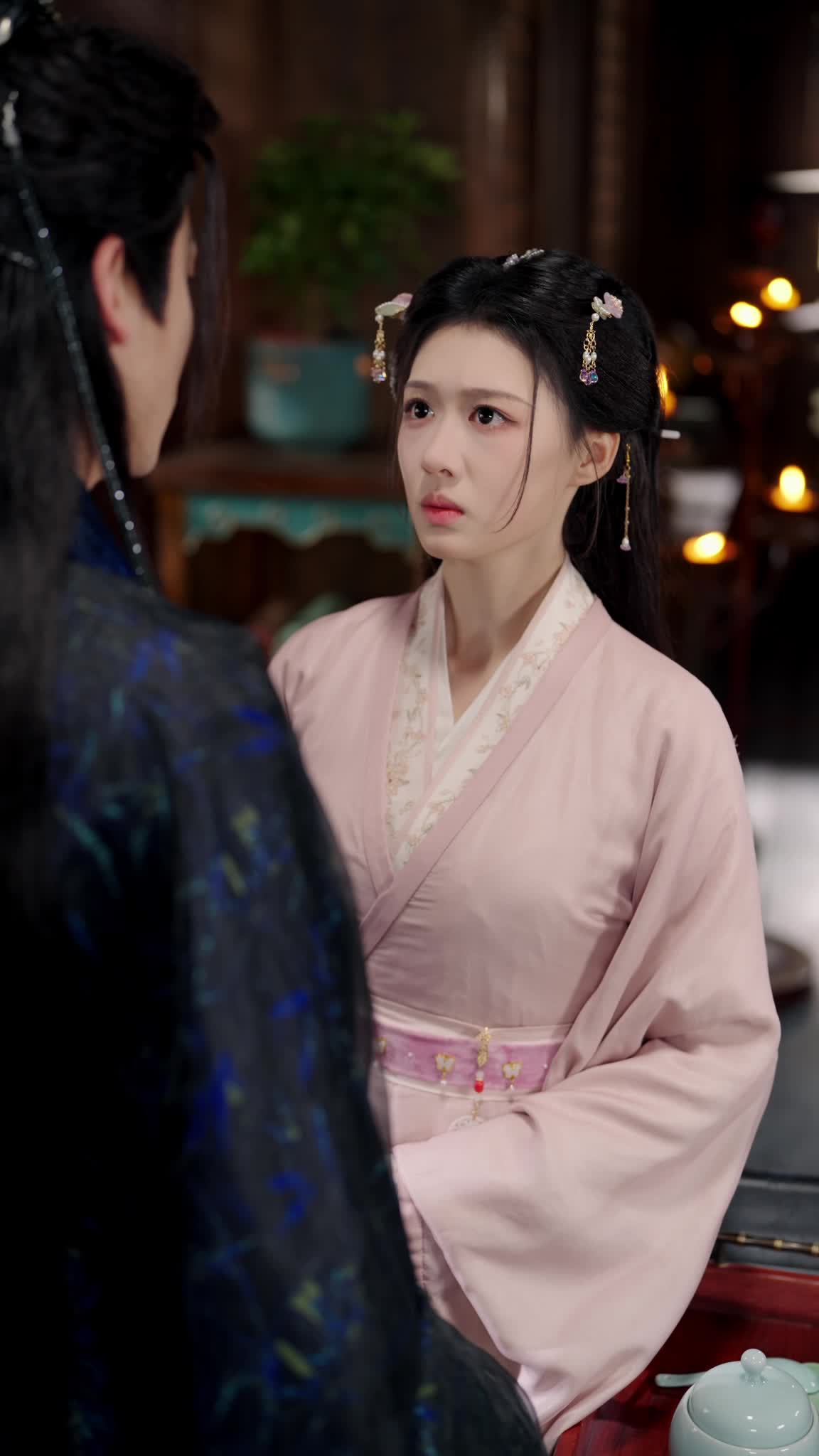 Episode 56 of Her Son Makes Her a Royal Lady