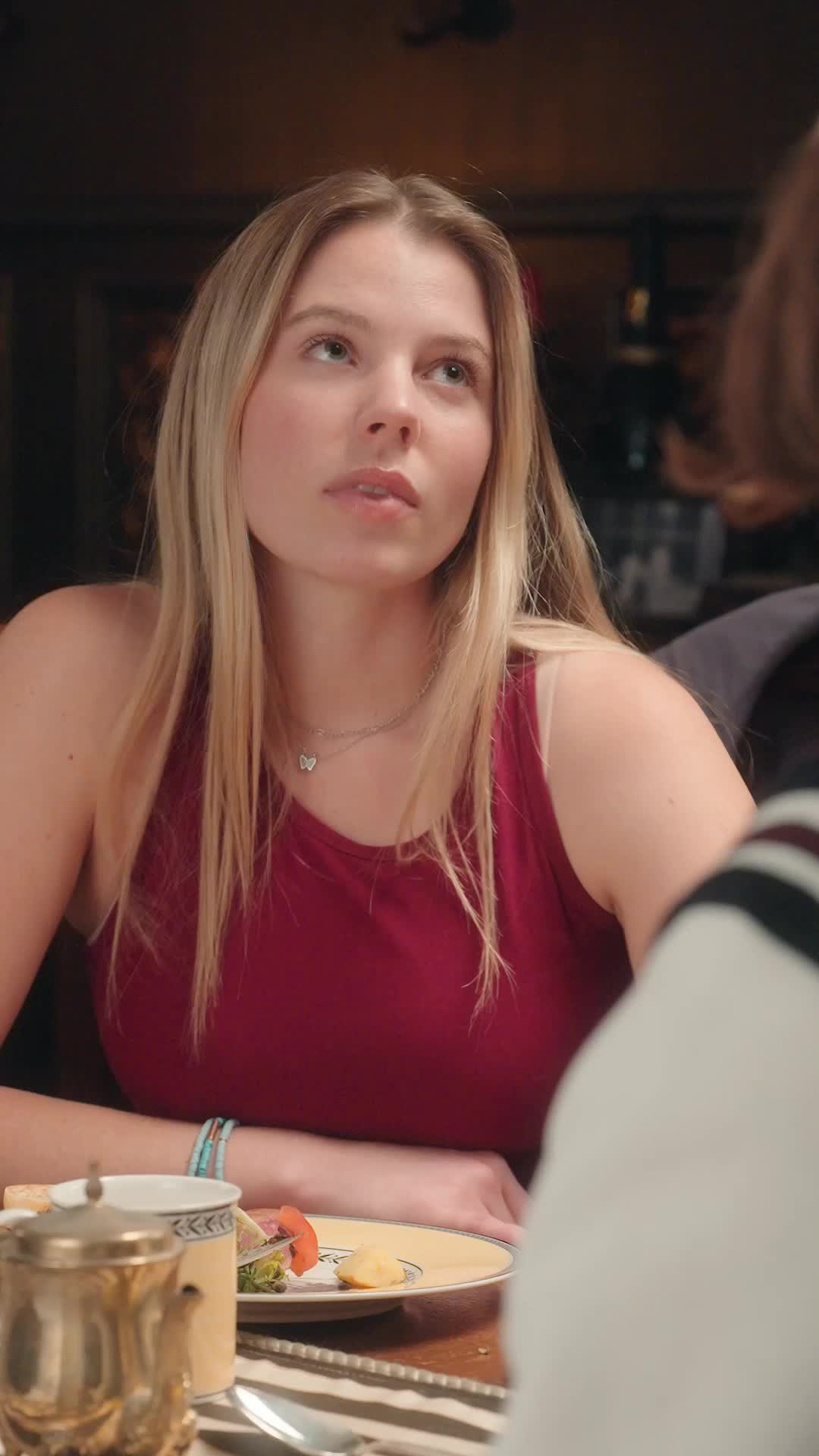 Episodio 77 de Heredera Verdadera vs. Reina Falsa