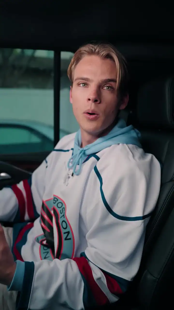 Episode 12 of How to Dump a Hockey Star