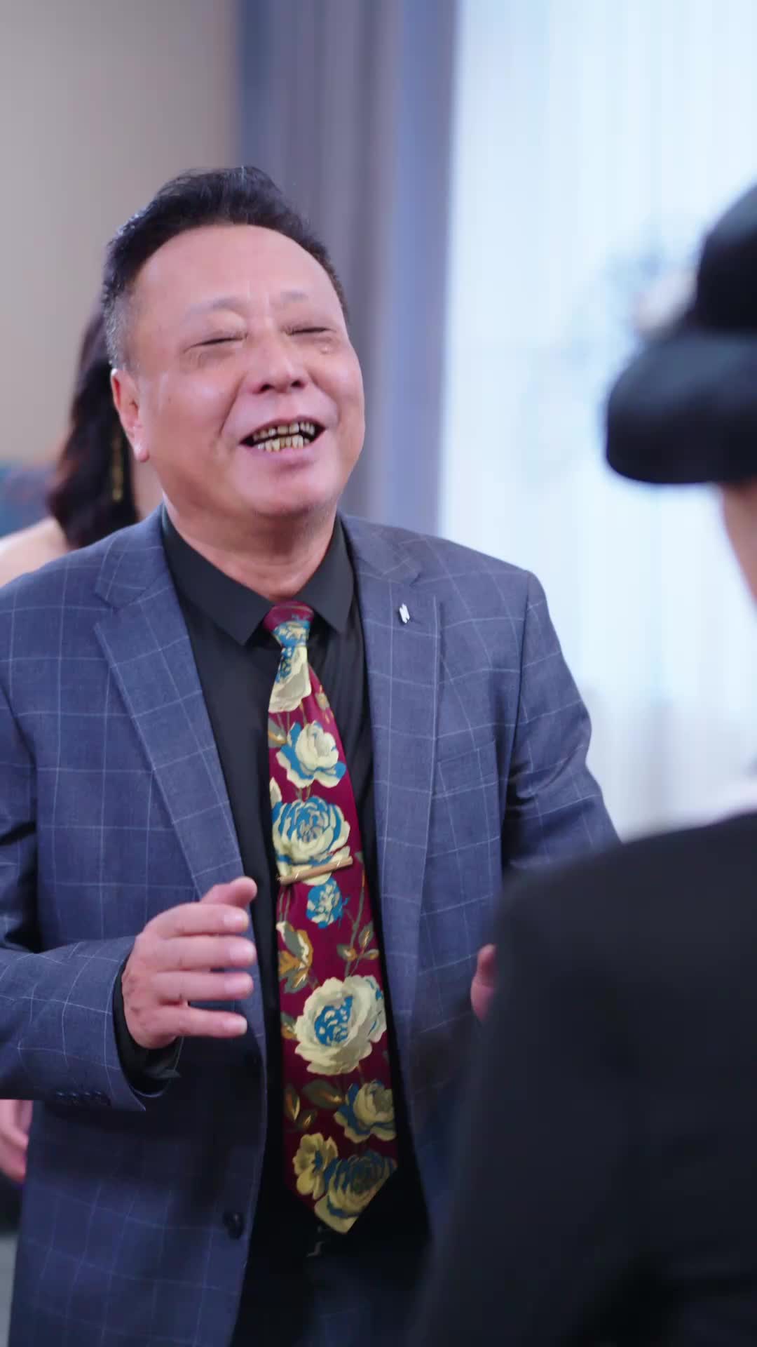 Episodio 46 de Huyó del infierno, se casó con el destino