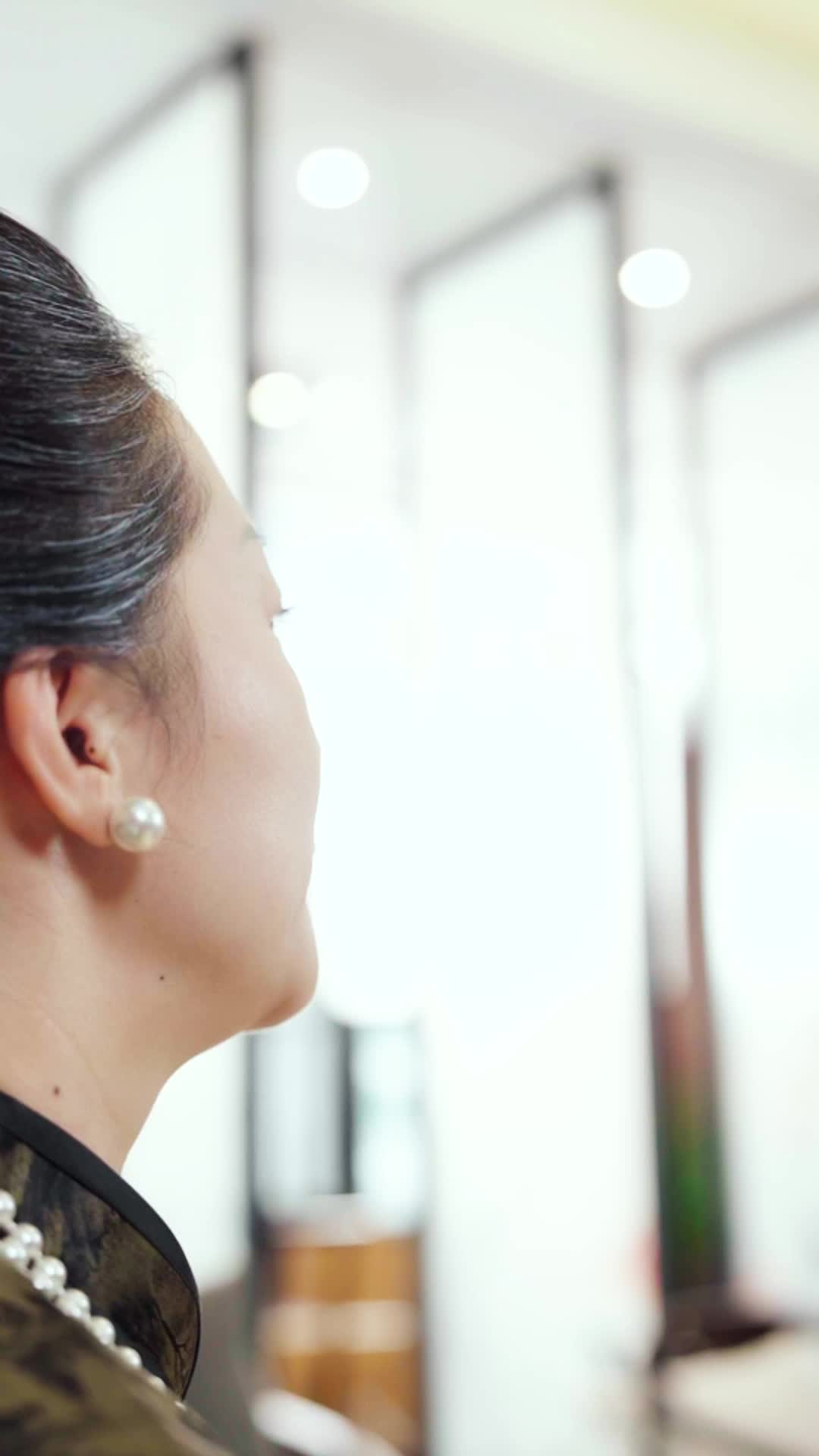 Episode 42 of I Became My Ex's Stepmom