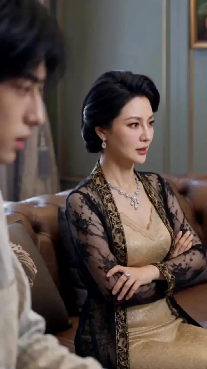 Episode 5 of I Let Her Raise the Wrong Son
