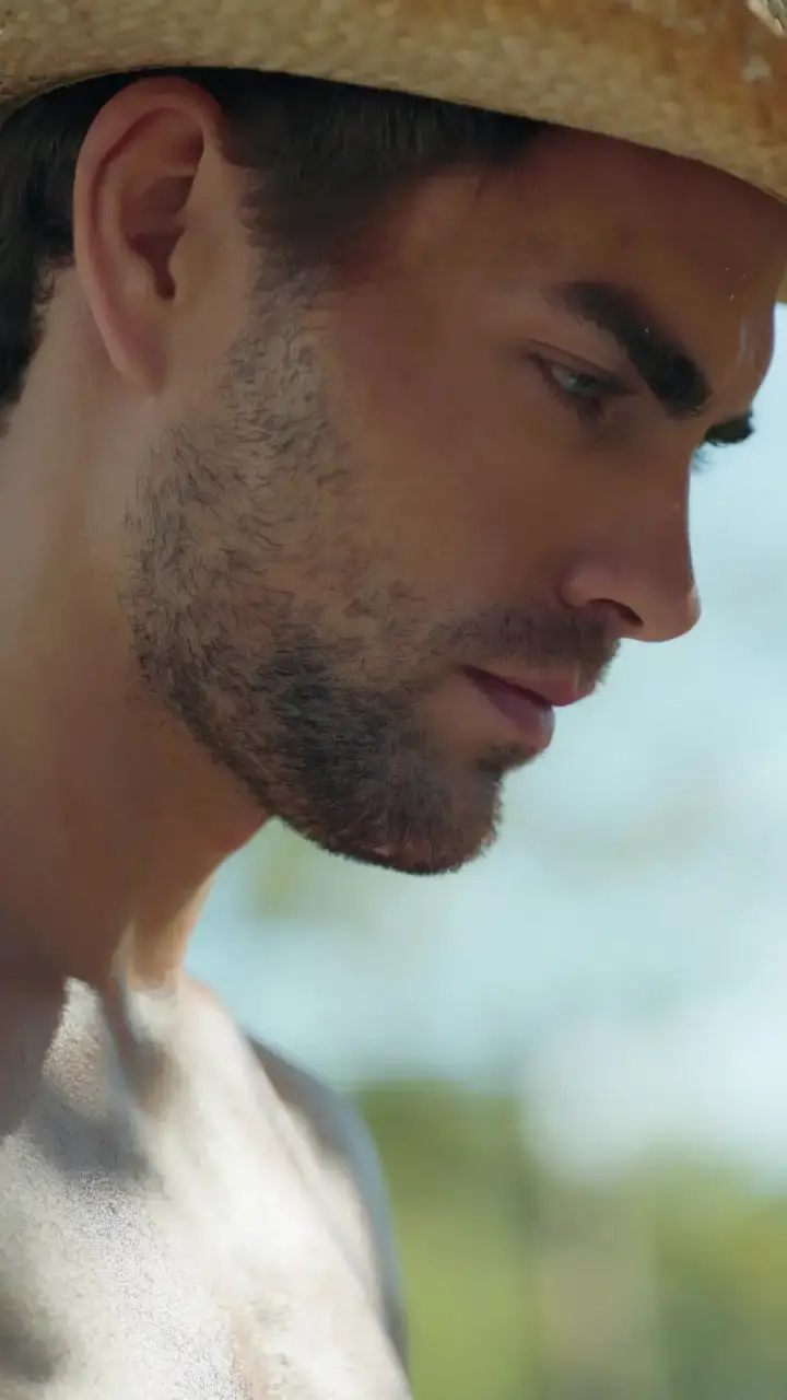 Episode 3 of In Love with a Single Farmer-Daddy